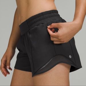 Lululemon Hotty Hot Shorts 4"